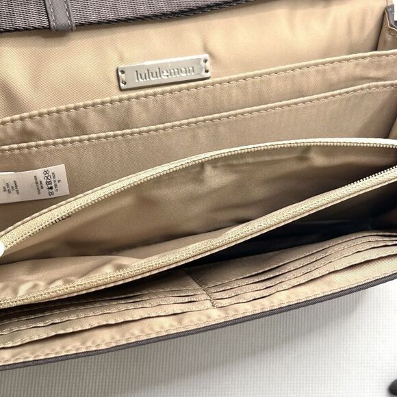 Lululemon Wallet Clutch Crossbody Lunar Rock Gray Organizer Bag - Picture 11 of 11